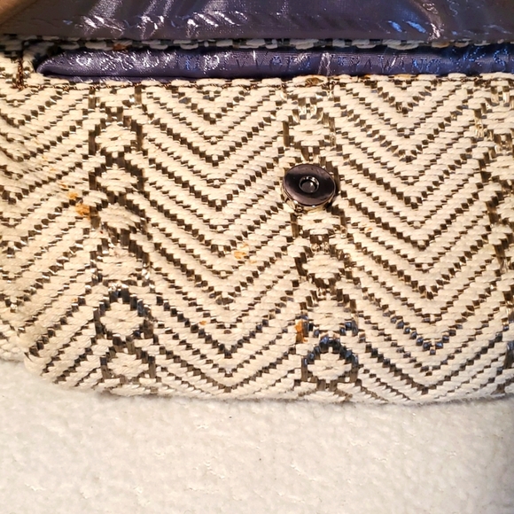 Simply Vera Vera Wang Sidekick Satchel Bag - Picture 7 of 7